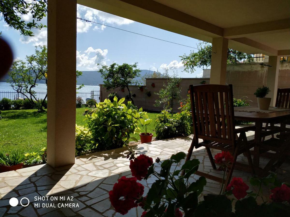 Apartments LungoMare Tivat Exterior foto